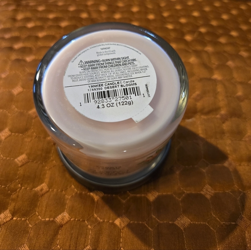 NEW! Yankee Signature Candle /Desert Blooms/ Small Tumbler - Picture 6 of 7